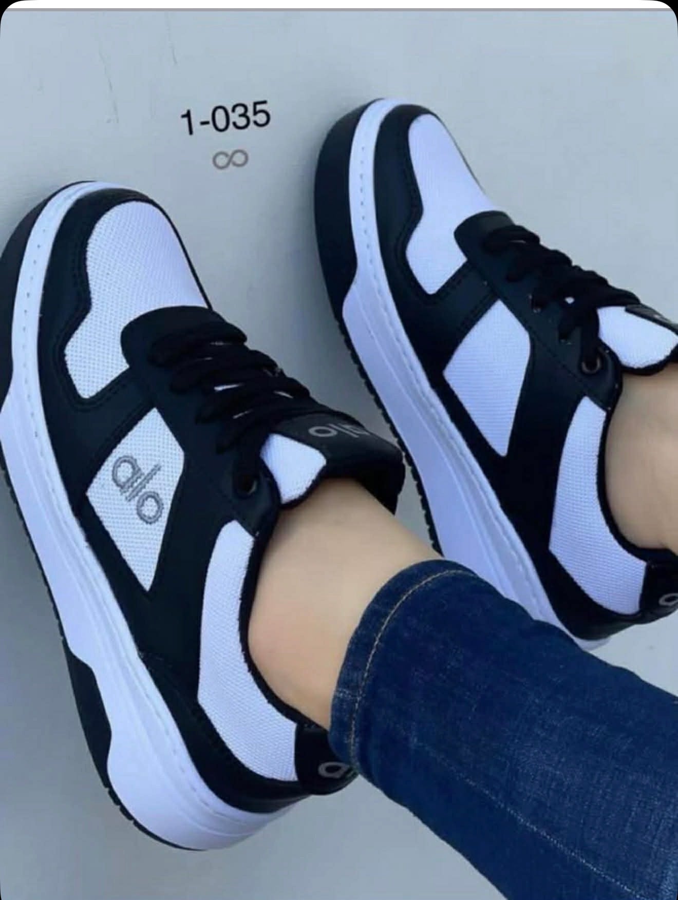 Tennis / solo por pedido corren al size