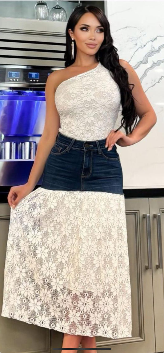 White Skirt set